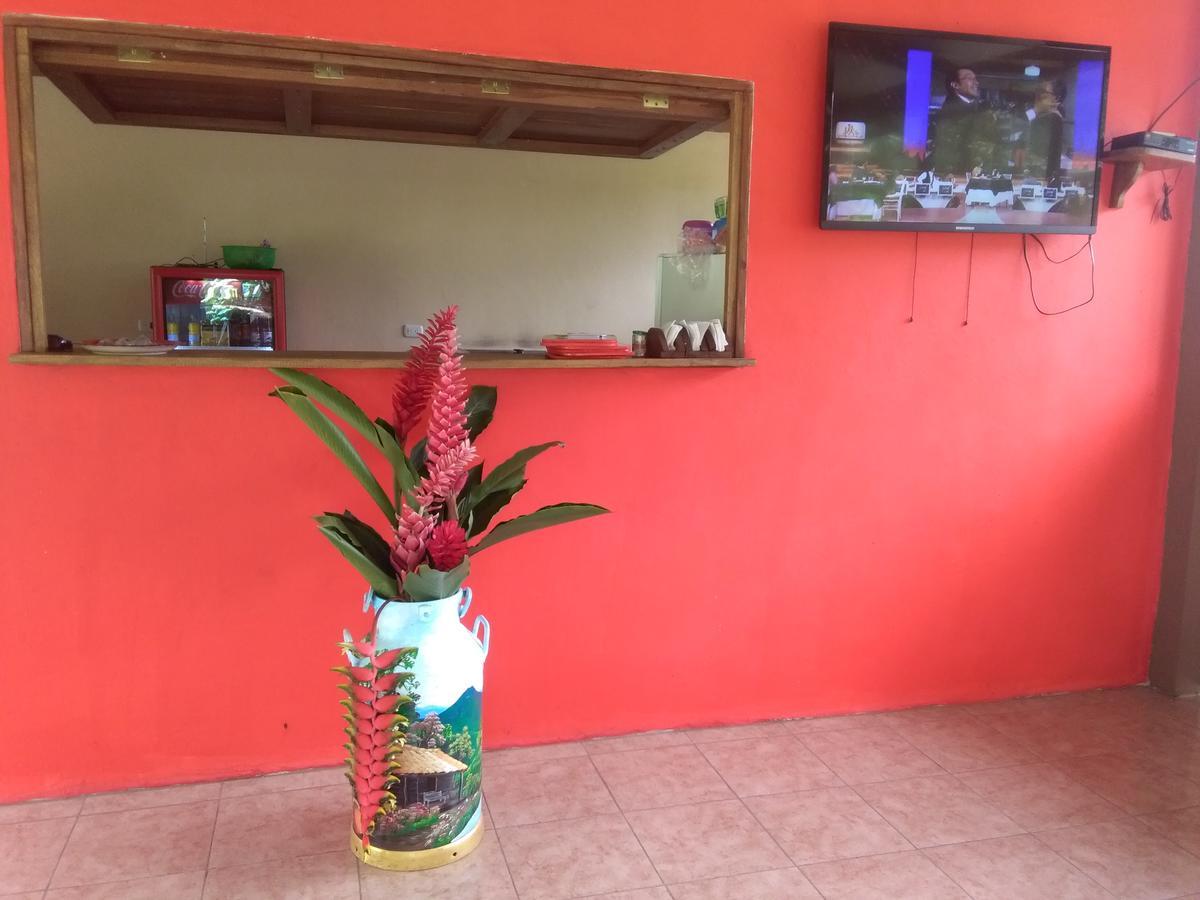 Paraiso Volcano Lodge Guayabo  Экстерьер фото