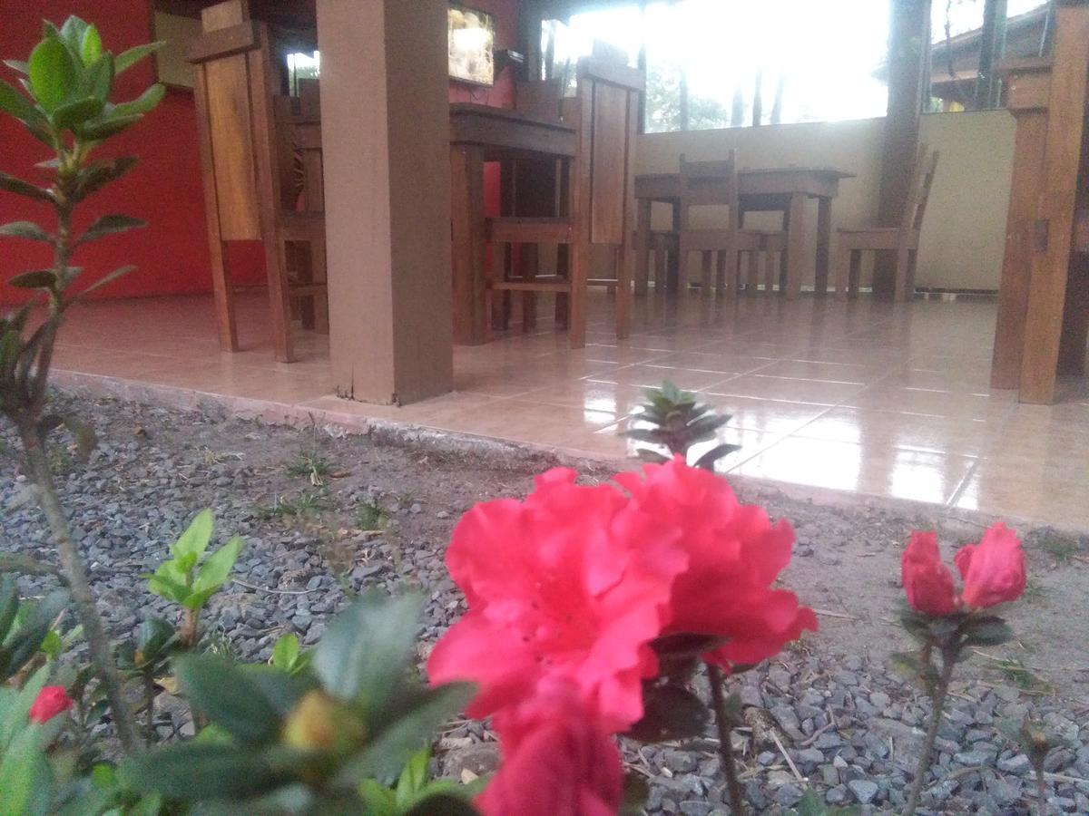 Paraiso Volcano Lodge Guayabo  Экстерьер фото
