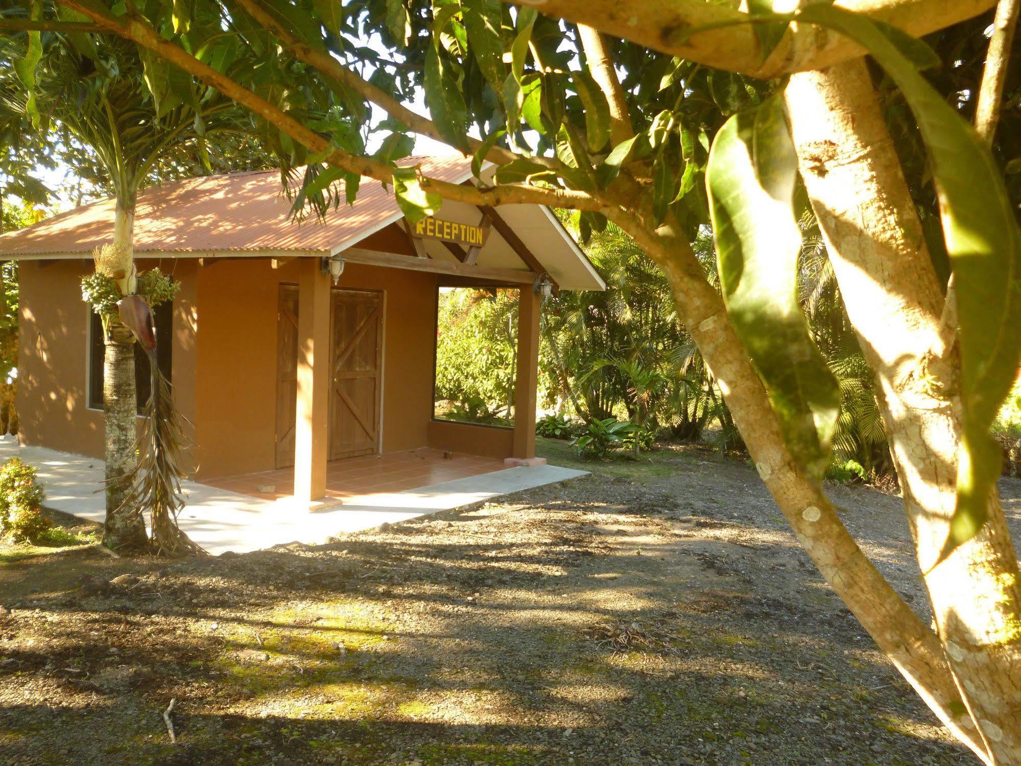 Paraiso Volcano Lodge Guayabo  Экстерьер фото