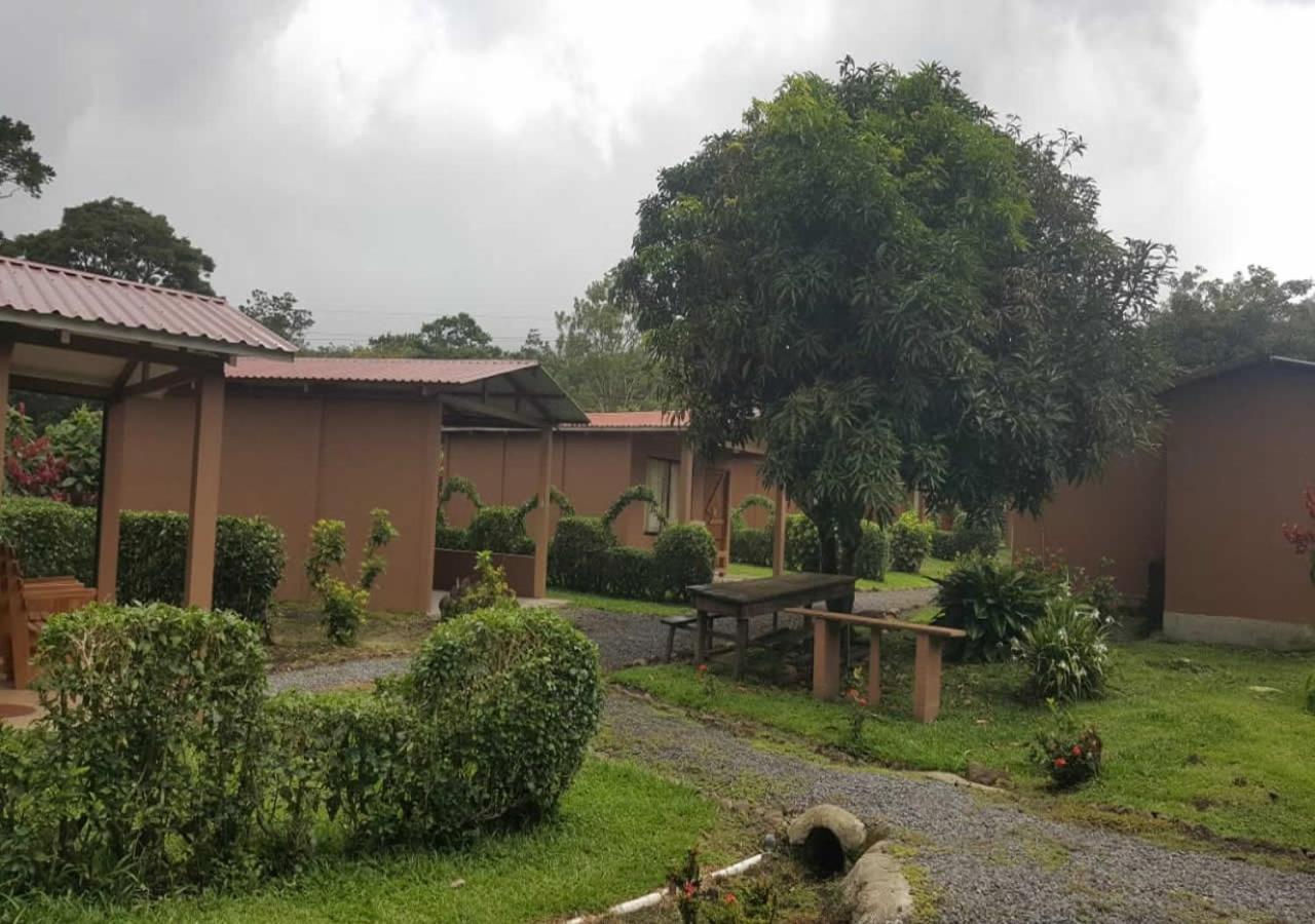 Paraiso Volcano Lodge Guayabo  Экстерьер фото